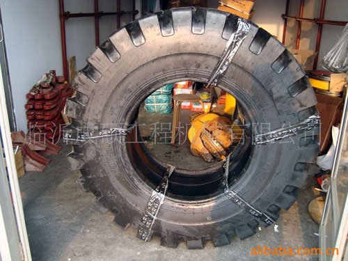 17.5—25工程機(jī)械輪胎